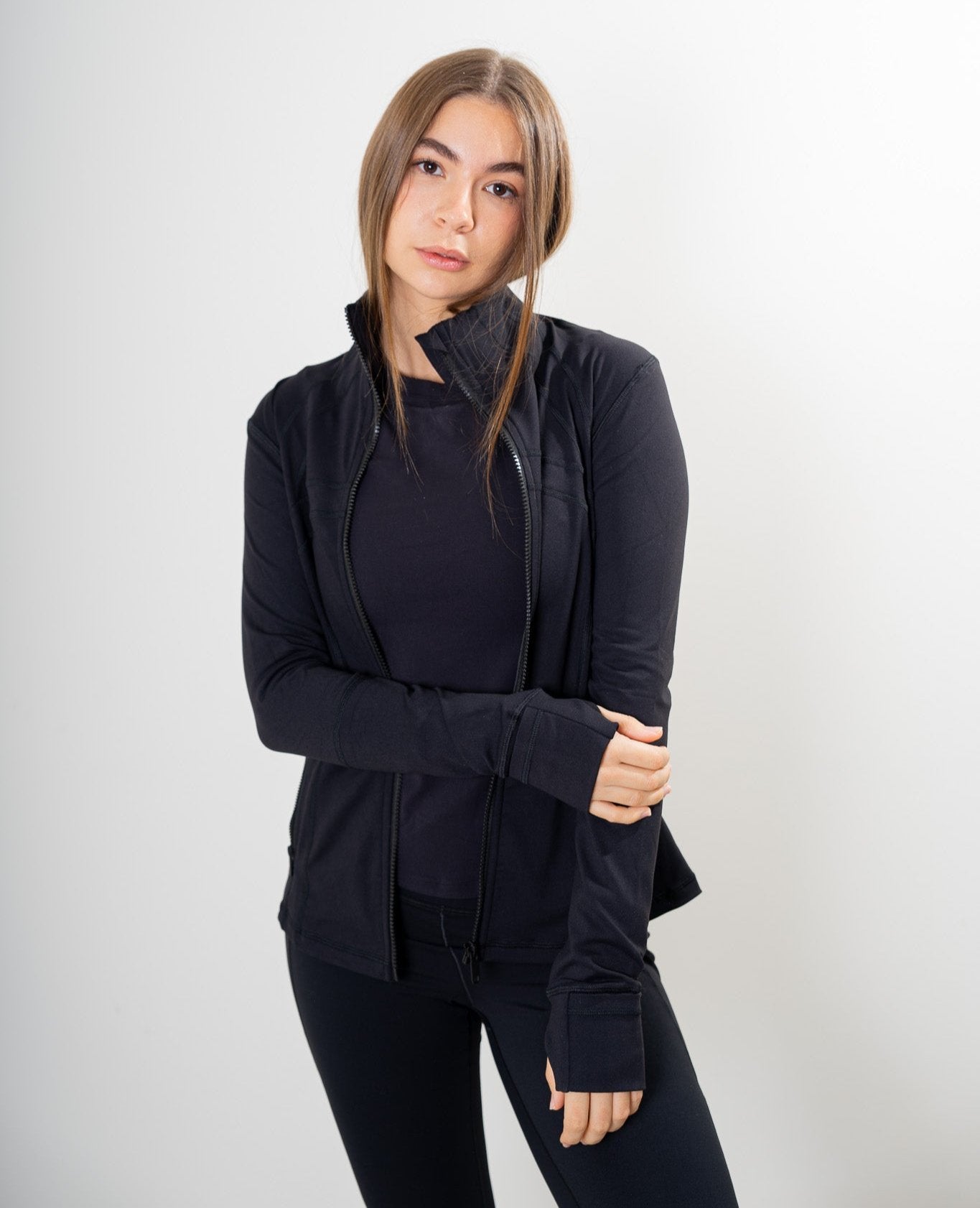 SIA SCHWARZE TECHNISCHE JACKE